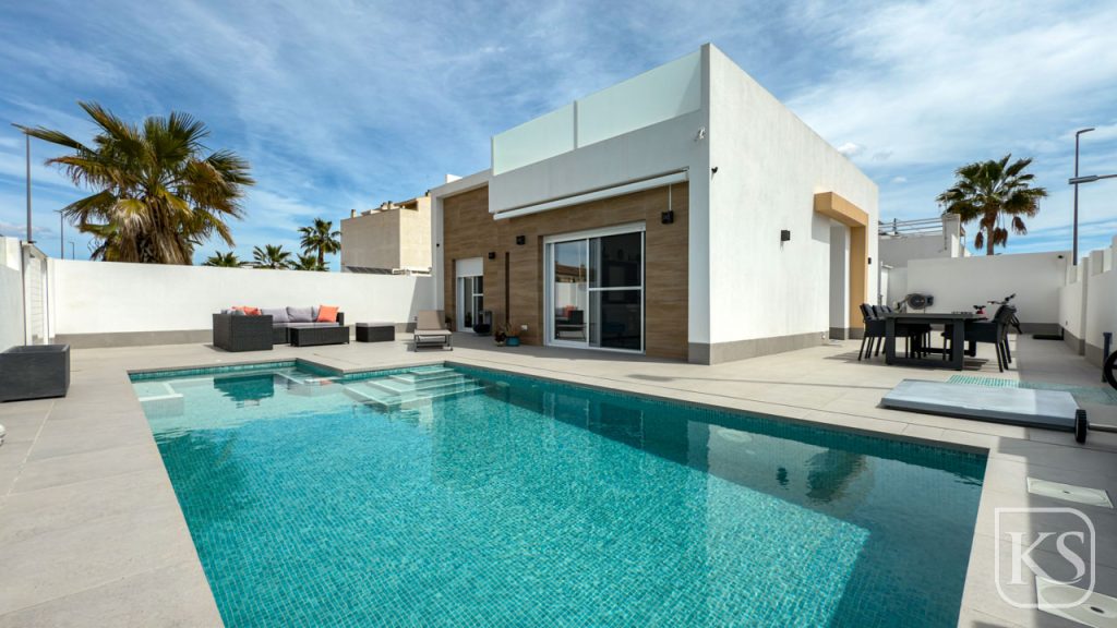Casa Archie – Exceptional Key-Ready Modern Villa on Double Corner Plot with Pool & Solarium – Avileses, Murcia