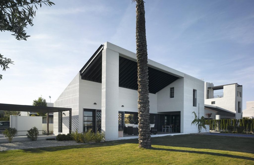 Villa Taranta - 4 Bed 2 Bath with Private Pool and Large Plot on Peraleja Golf