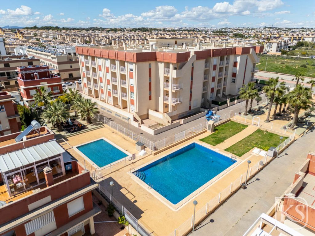 Key-Ready Apartment Lomas 1 Bed 1 Bath in Cabo Roig
