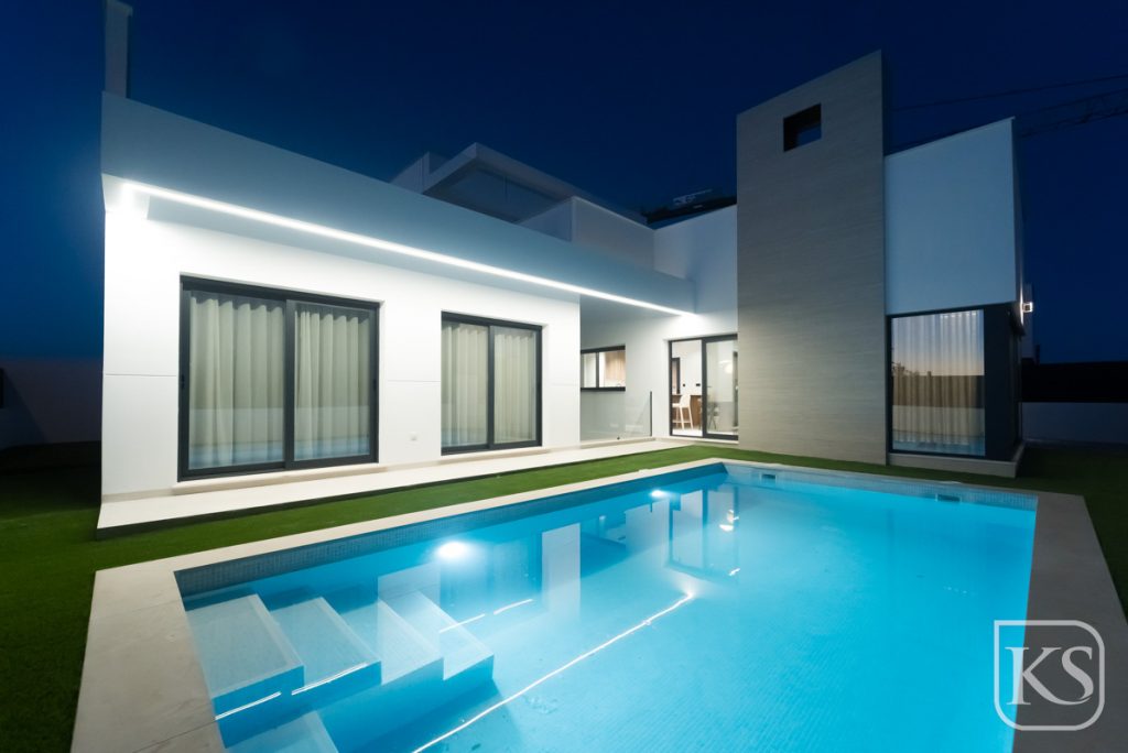 Villa Levansur - 5 Bed 4 Bath with Basement, Solarium and Private Pool in Santa Rosalía